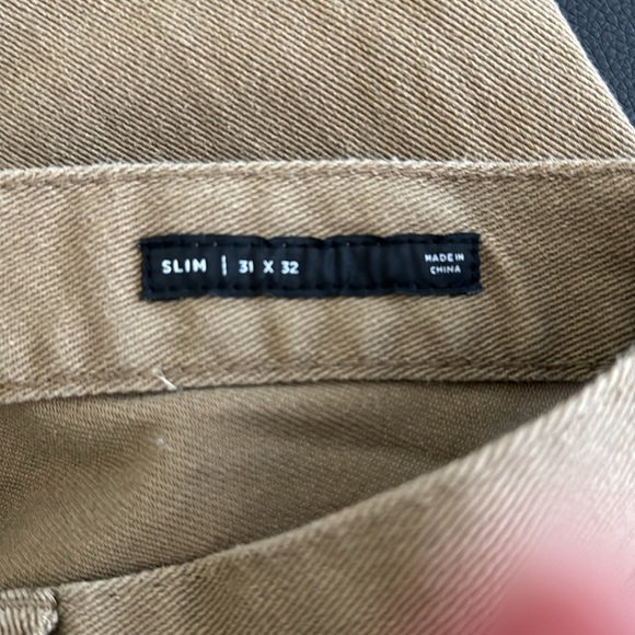 Men’s Pants - Picture 5 of 5